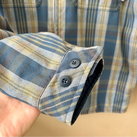 Patagonia M's Reversible Flannel Jacket Quilted Zipper Shirt Blue Green Plaid - Picture 7 of 9